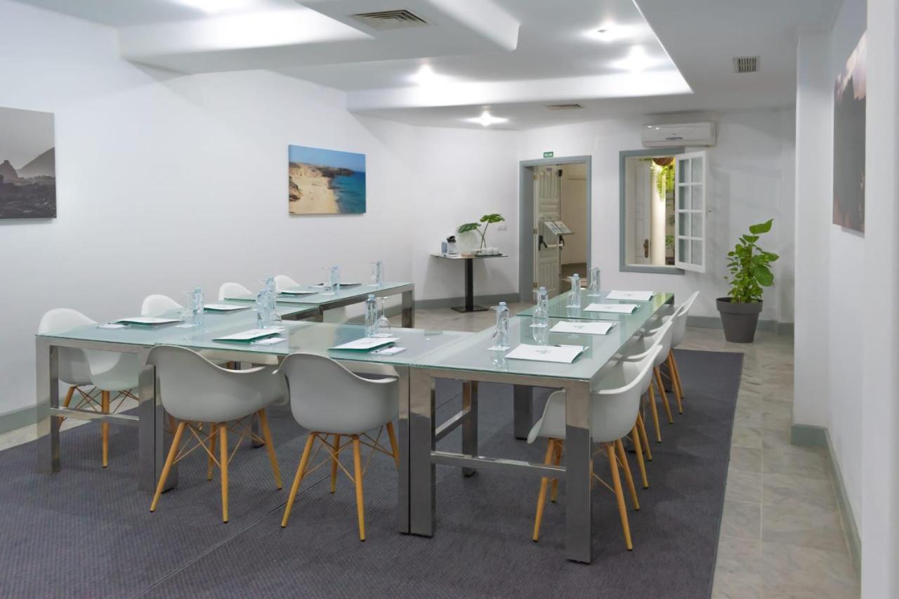Aparthotel Hyde Park Lane 3*